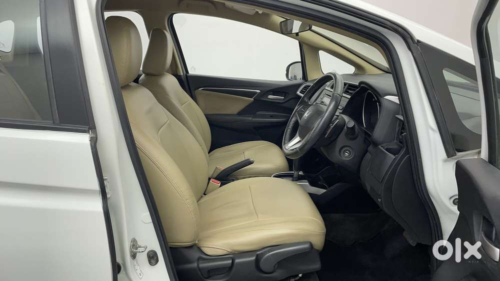 Honda Jazz V Cvt, 2017, Petrol