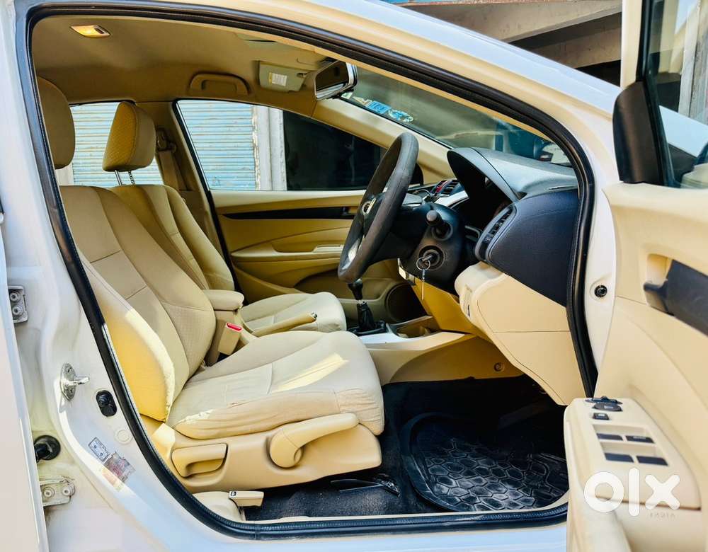 Honda City (petrol) 2011/2nd Owner Only 63k Kms Driven