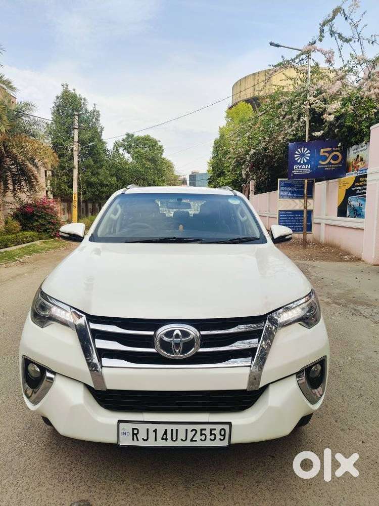Toyota Fortuner 3.0 4x2 Automatic, 2017, Diesel