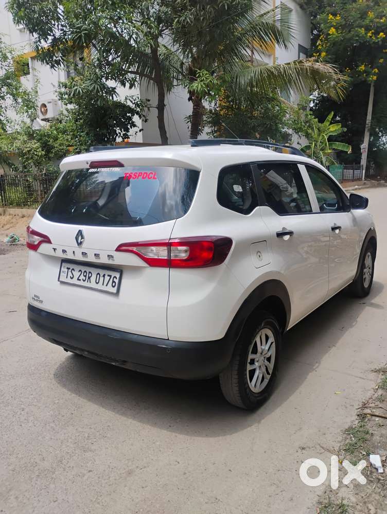 Renault Triber Rxl, 2023, Petrol