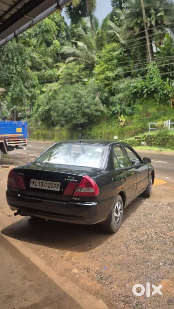 Mitsubishi Lancer 1.5 Gli 2001 Petrol