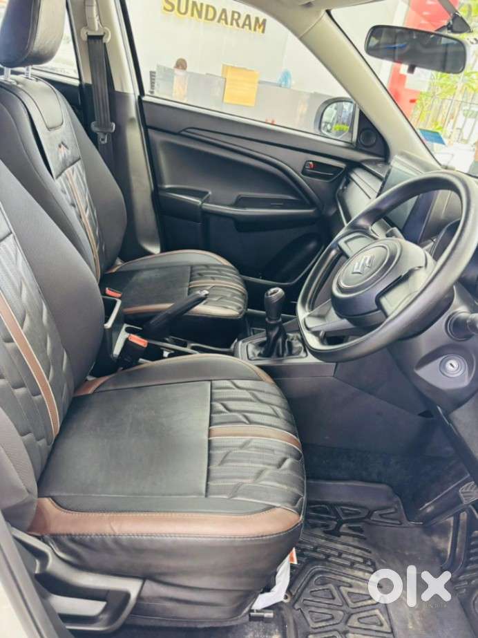Maruti Suzuki Brezza 1.5 Lxi Smart Hybrid, 2025, Petrol