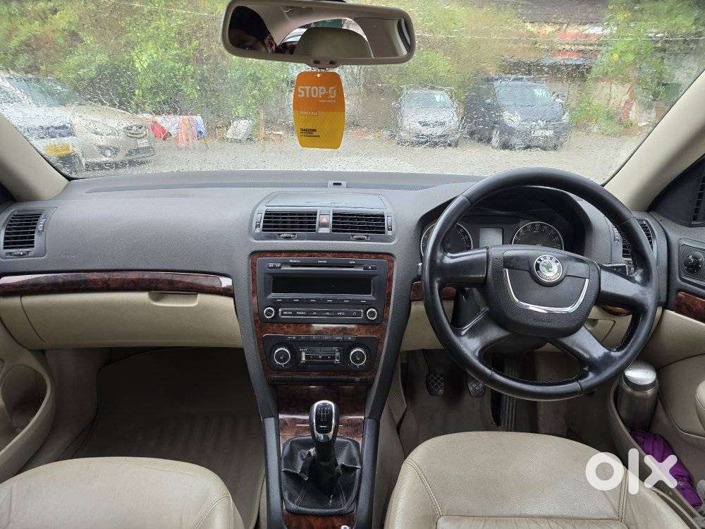 Skoda Laura 2.0 Elegance Tdi Cr, 2011, Diesel