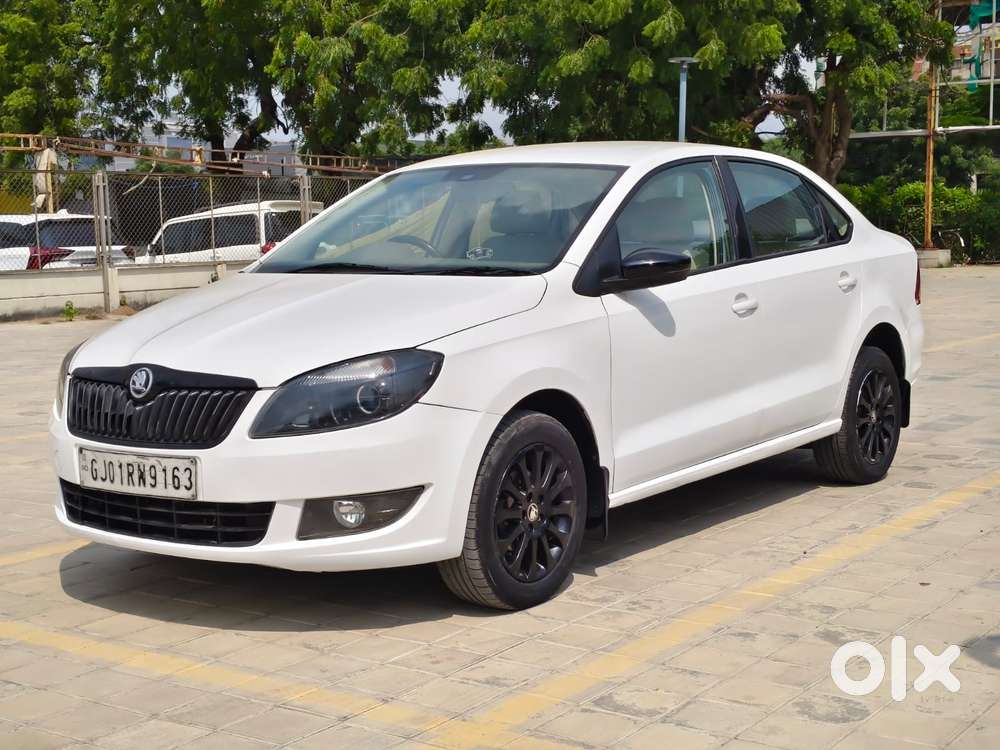 Skoda Rapid 1.5 Tdi At Ambition Plus, 2016, Diesel