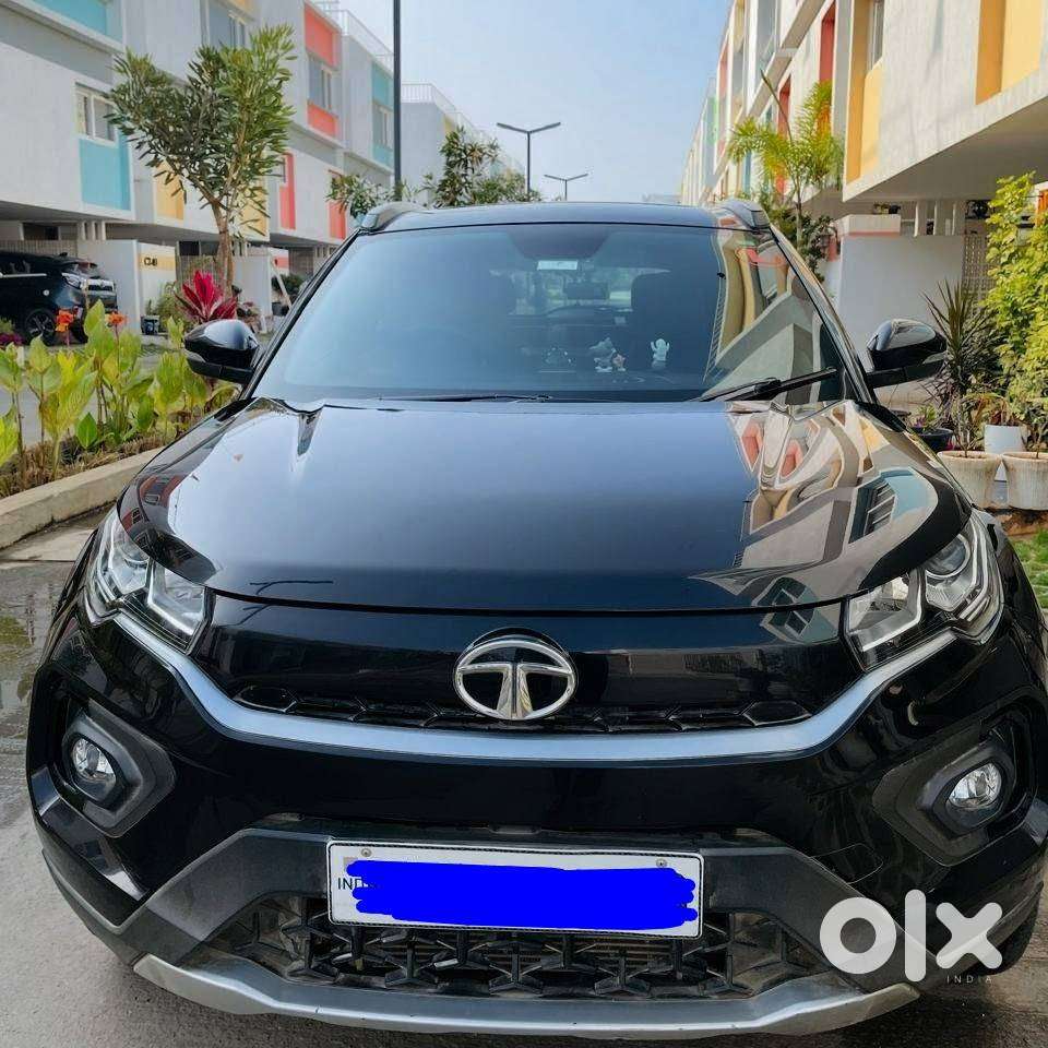 Tata Nexon Xz+(o) Dark Edition