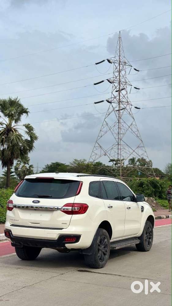 Ford Endeavour 3.2 Titanium 4x4 At, 2018, Diesel