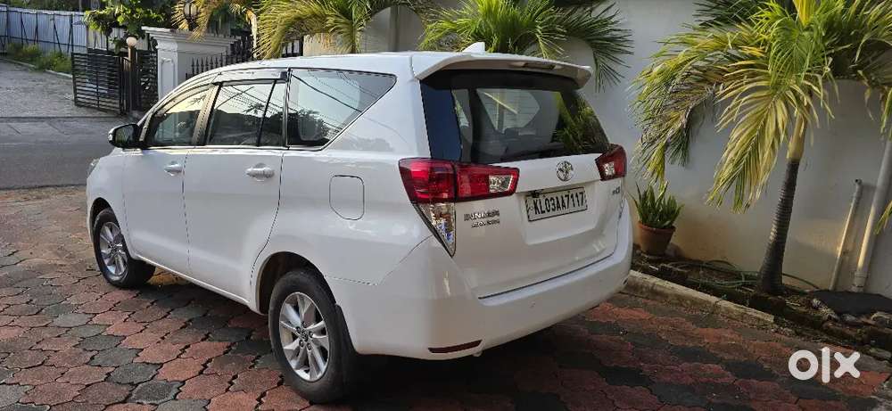Toyota Innova Crysta 2.8 Gx 2016 Single Owner