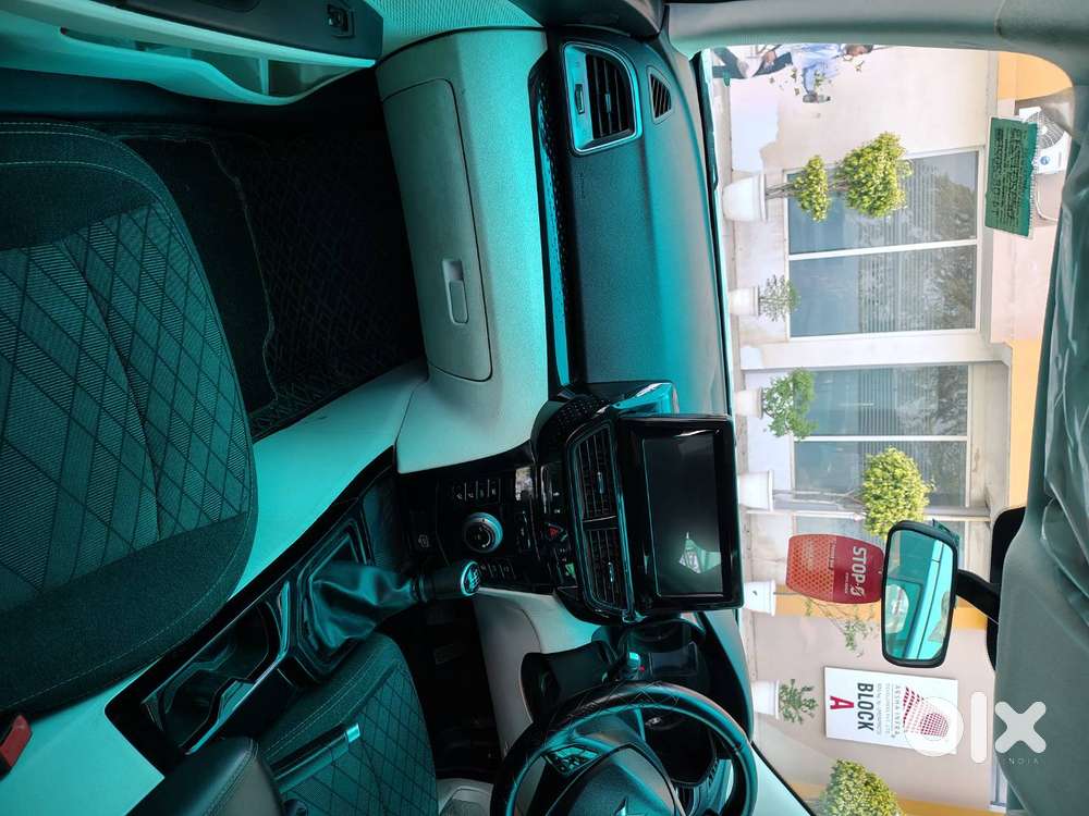 Mahindra Xuv 3xo 2025 Diesel 38000 Km Driven