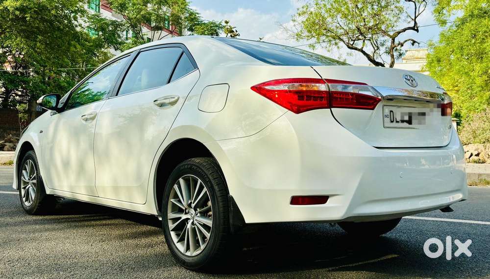 Toyota Corolla Altis Vl, 2015, Petrol