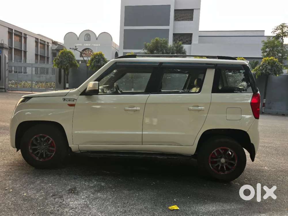 Mahindra Tuv 300 T10, 2018, Diesel