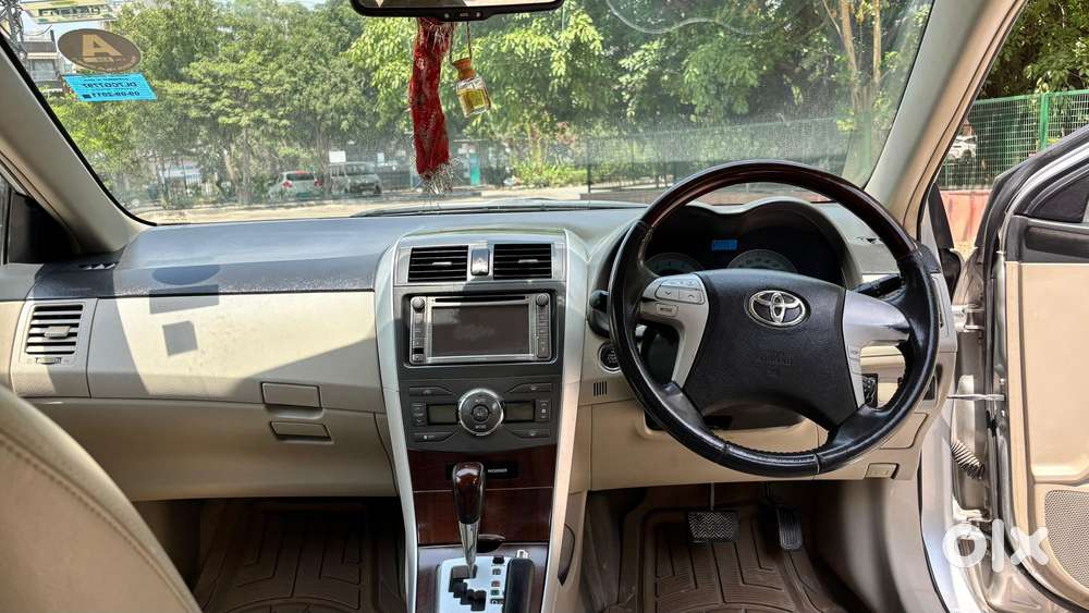 Toyota Corolla Altis Vl, 2011, Petrol