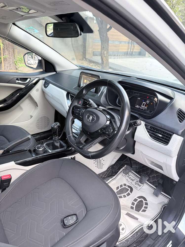 Tata Nexon 1.2 Revotron Xz Plus (s), 2023, Petrol