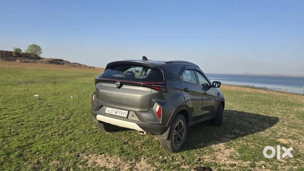 Showroom Condition Tata Nexon Creative Plus S