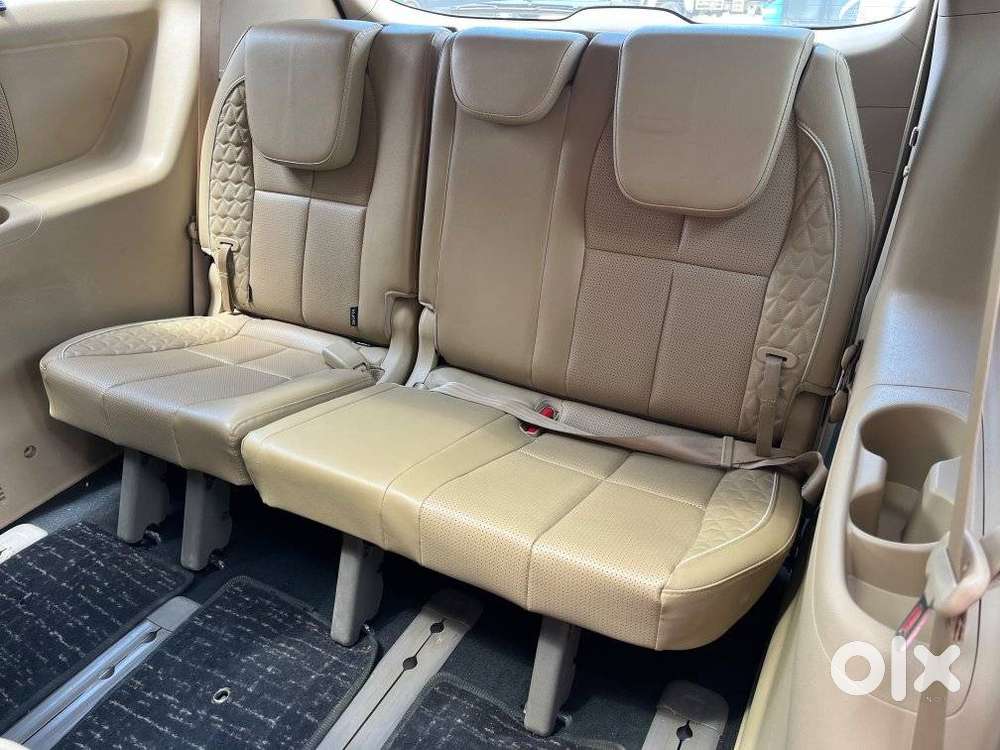 Kia Carnival Limousine Plus 7 Str, 2022, Diesel
