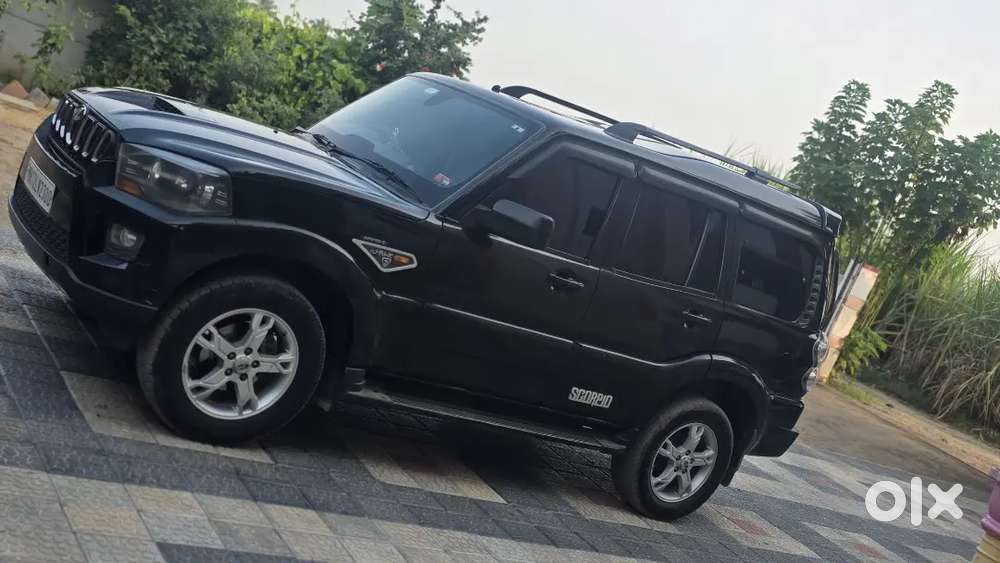 Mahindra Scorpio Diesel 2015