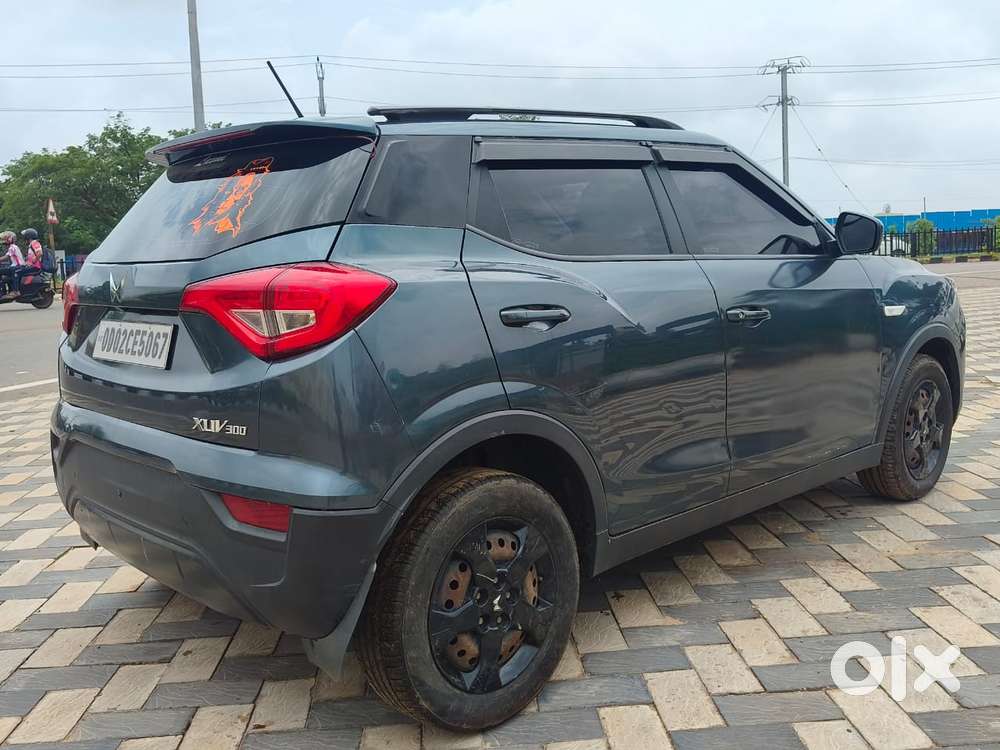 Mahindra Xuv300 W6, 2023, Petrol