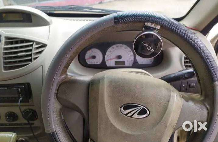 Mahindra Xylo D2 Diesel Full Family Car