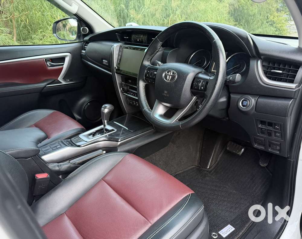 Toyota Fortuner Leader Edition (at), 2025, Diesel