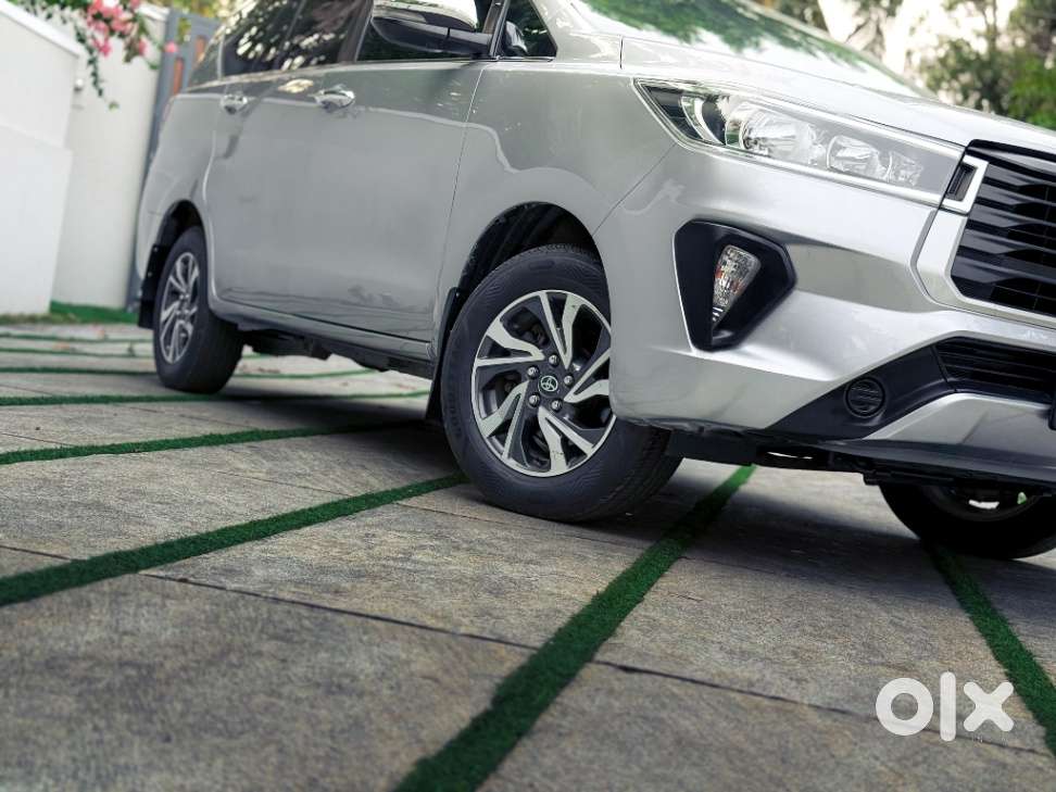 Toyota Innova Crysta 2.4 G Plus Mt, 2022, Diesel