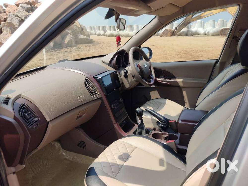 Mahindra Xuv 500 With Full Service History