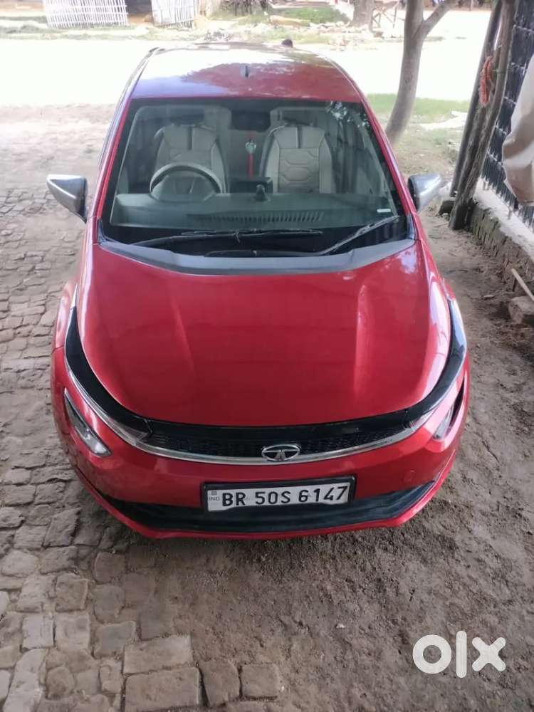 Tata Altroz Luxe 2020 Petrol Manual Showroom Condition