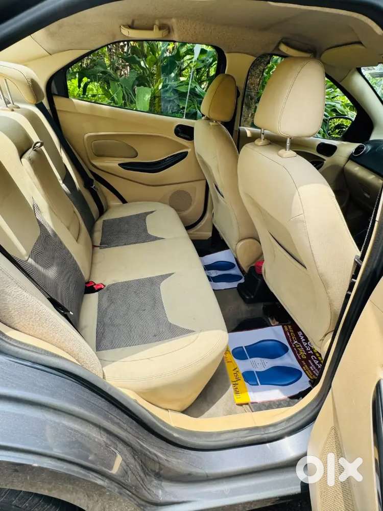 Ford Aspire Titanium Blu 2017