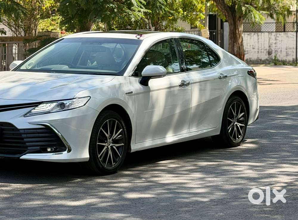 Toyota Camry 2.5 Hybrid, 2024, Petrol