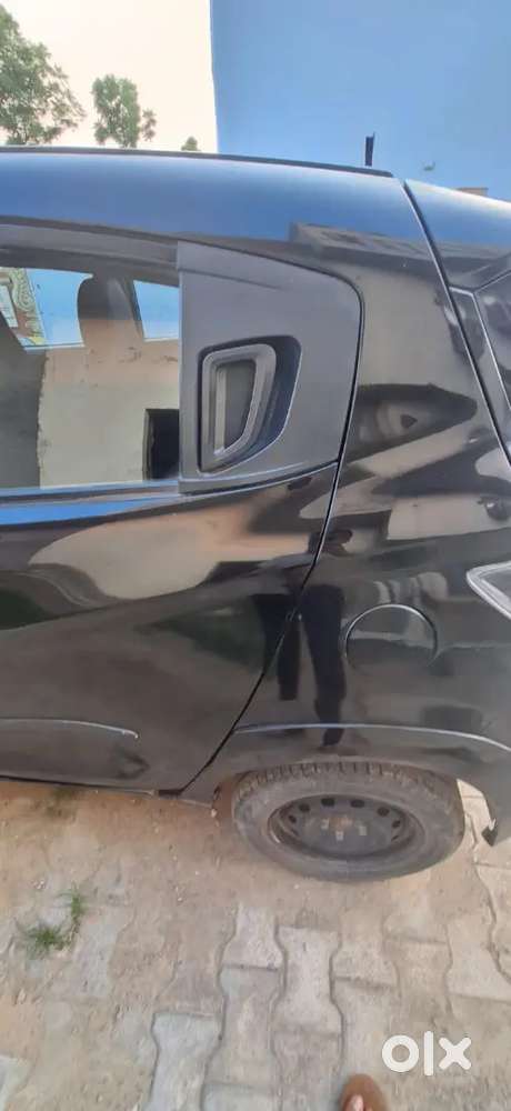 Mahindra Kuv 100 2018 Petrol 45000 Km Driven