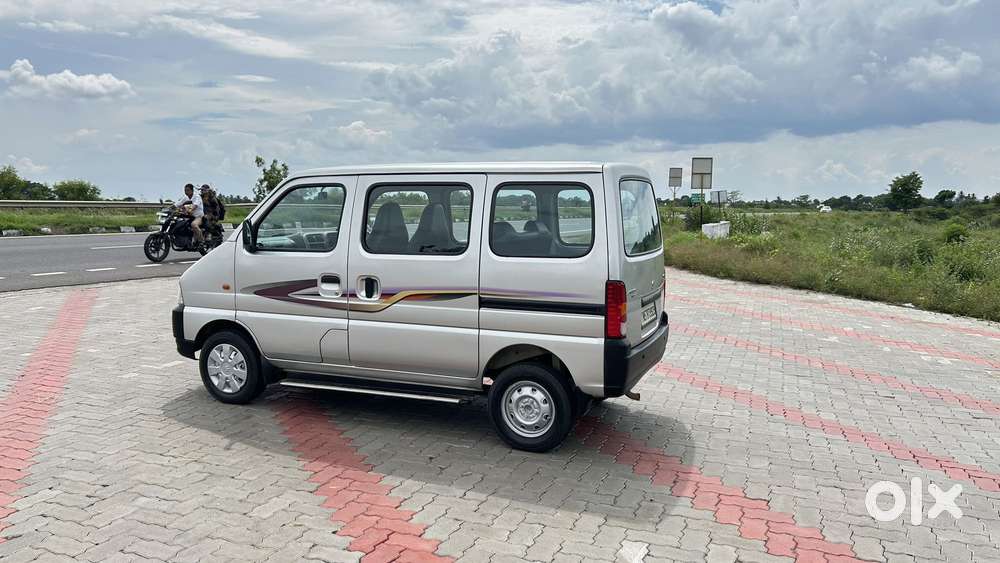 Maruti Suzuki Eeco 5 Str Ac (o), 2022, Petrol