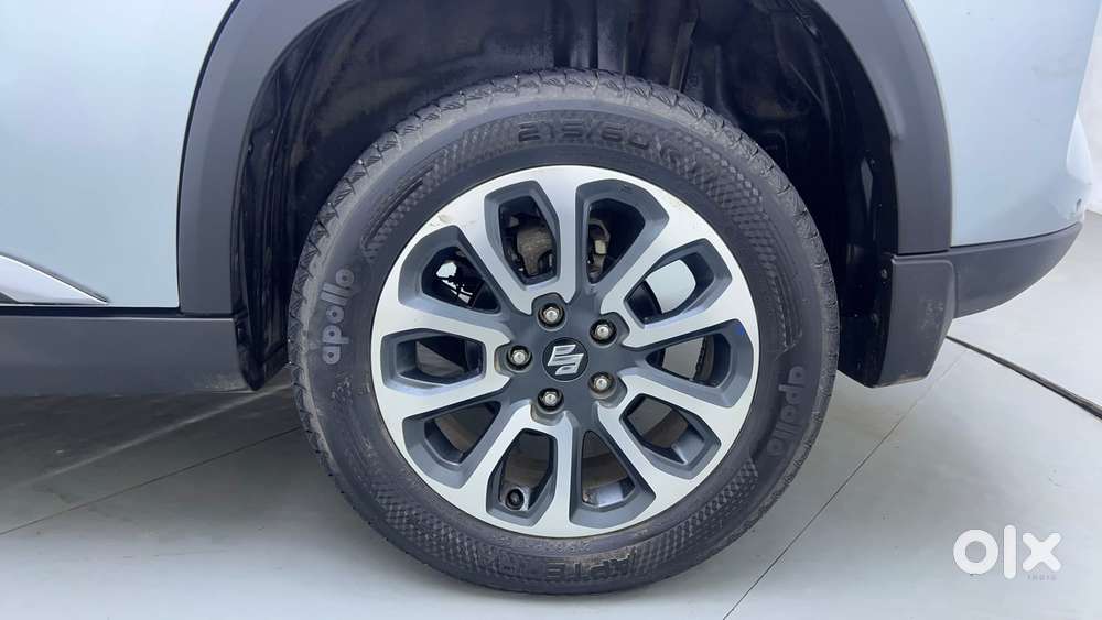 Maruti Suzuki Grand Vitara 1.5 Alpha Smart Hybrid At, 2023, Petrol