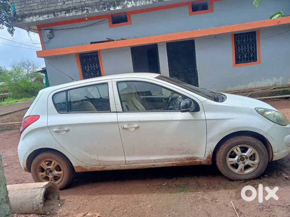 Hyundai I20 Crdi Sportz 2011 Manual (showroom Condition)