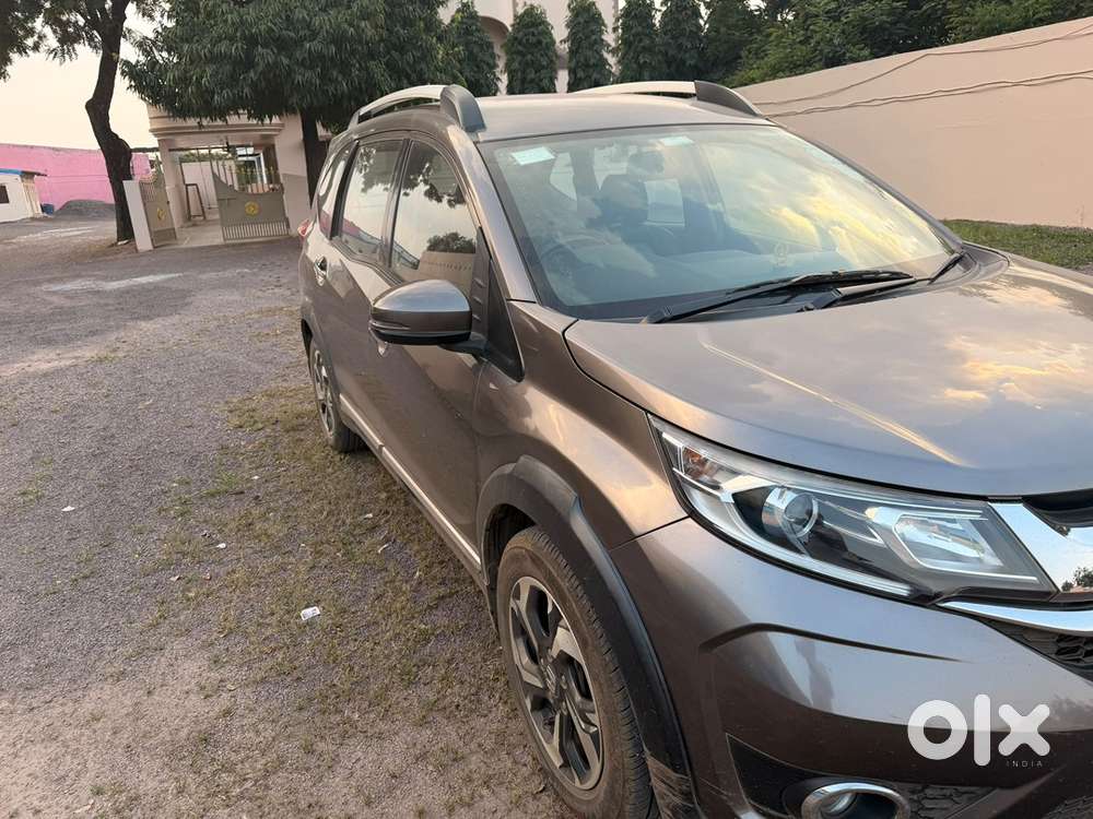 Honda Br-v 2016 Diesel Well Maintained