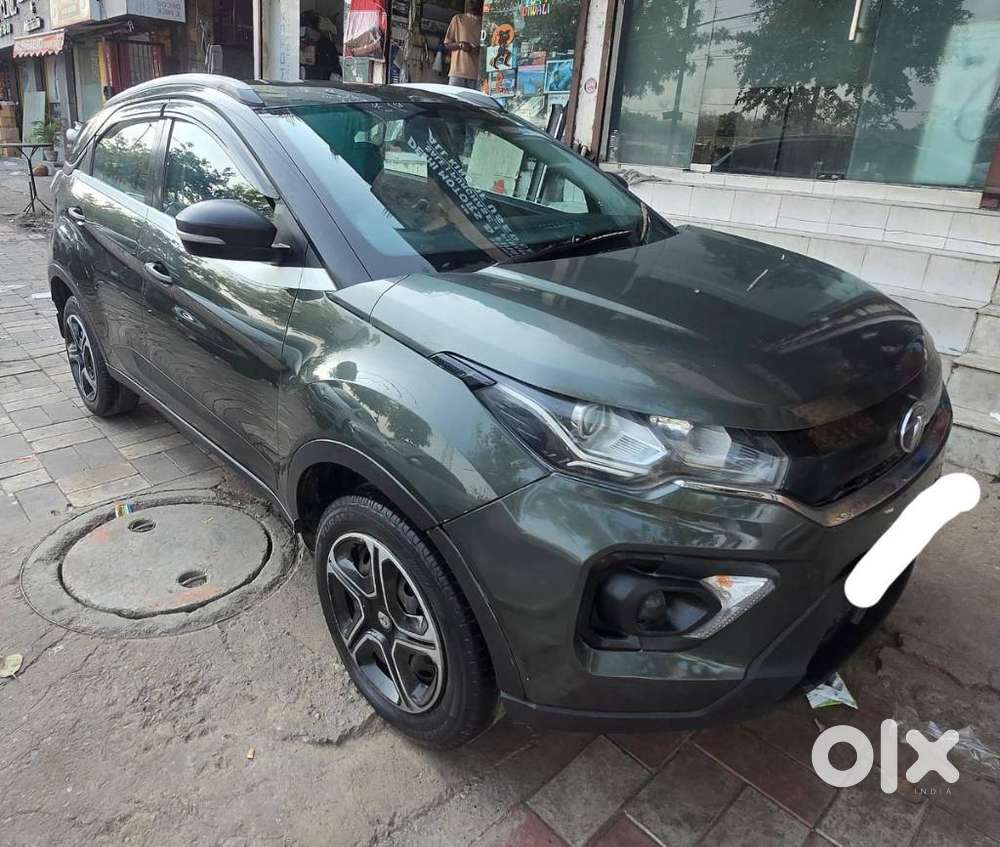 Tata Nexon 1.5 Revotorq Xm (s), 2020, Petrol