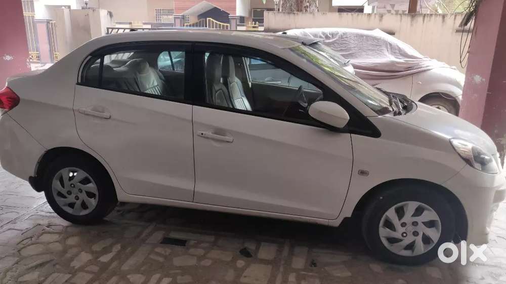Honda Amaze 2013 Diesel Well Maintained