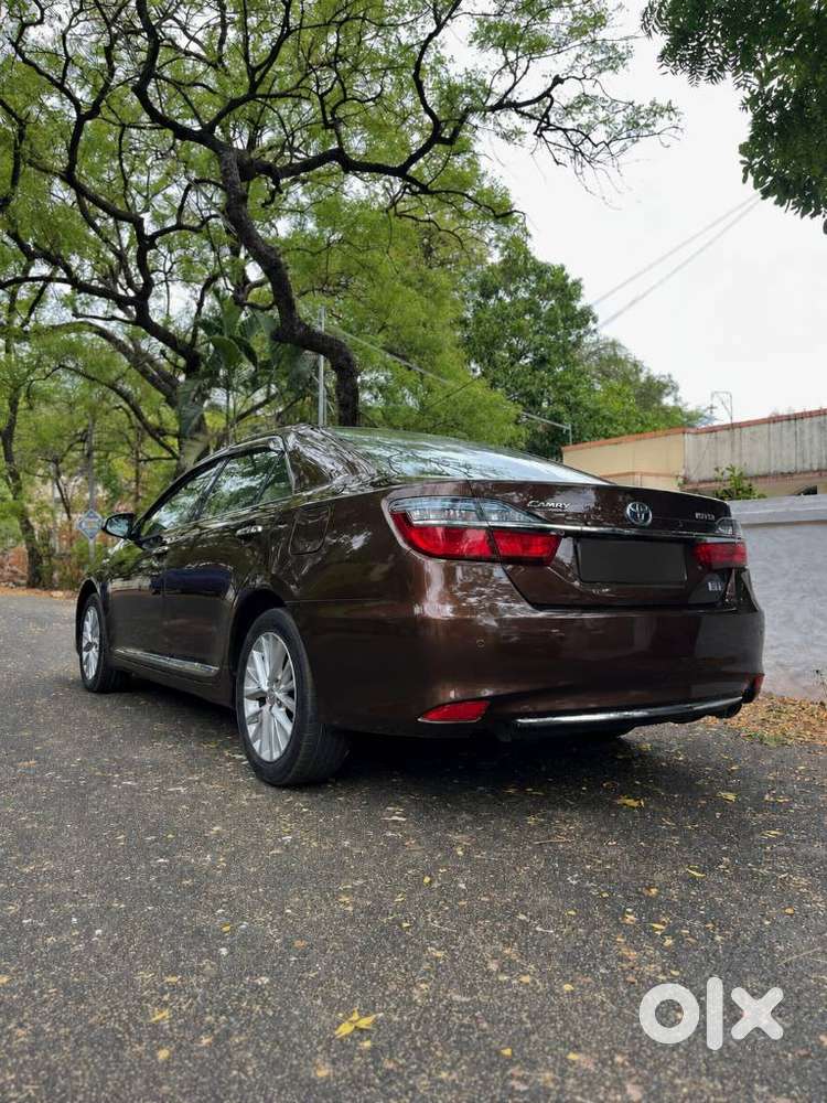 Toyota Camry Hybrid 2.5, 2015, Cng & Hybrids