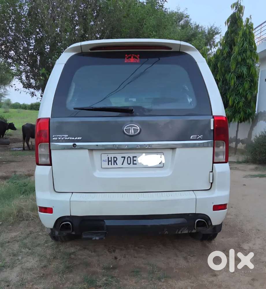 Tata Safari Storme 2018