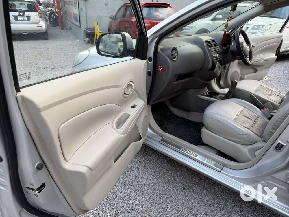 Nissan Sunny 2014-2016 Xl, 2011, Petrol