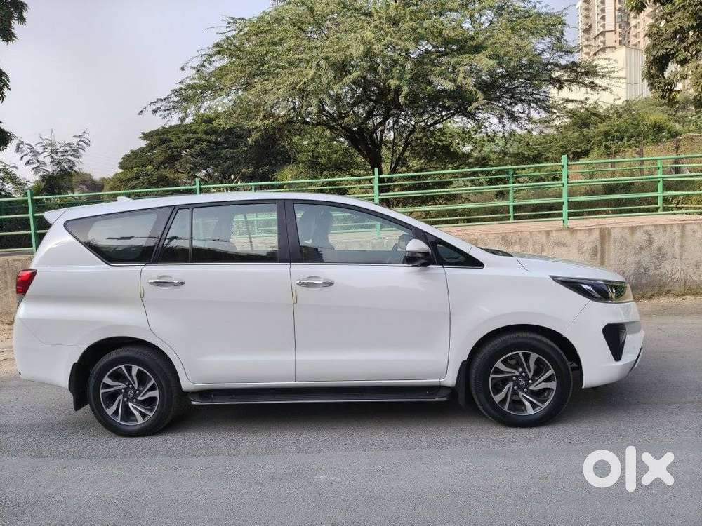 Toyota Innova Crysta 2.4 V 7 Str, 2022, Diesel