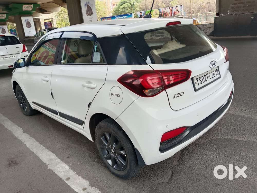 Hyundai Elite I20 Sportz (o) 1.2, 2019, Petrol