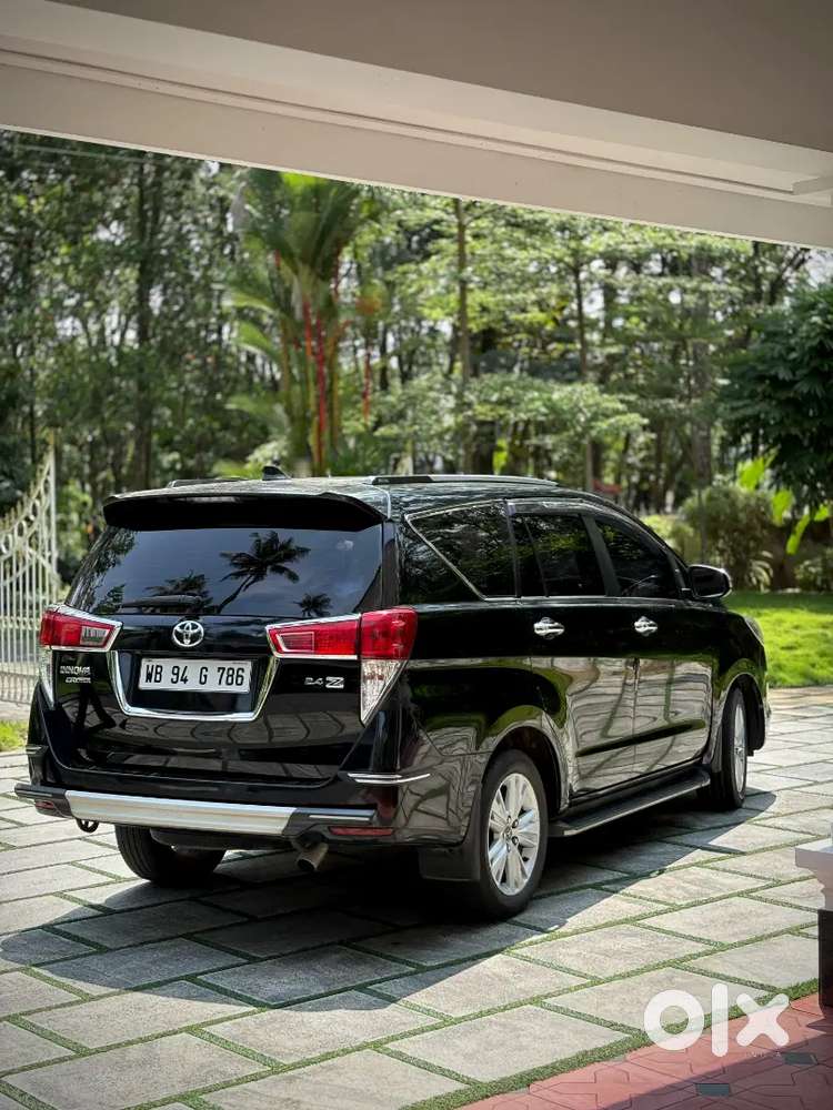 Toyota Innova Crysta 2018 Diesel Manual