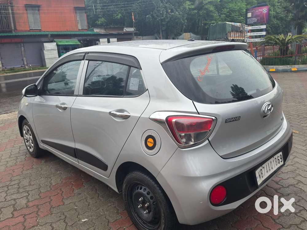 Hyundai Grand I10 Sportz Celebration Edition, 2017, Petrol