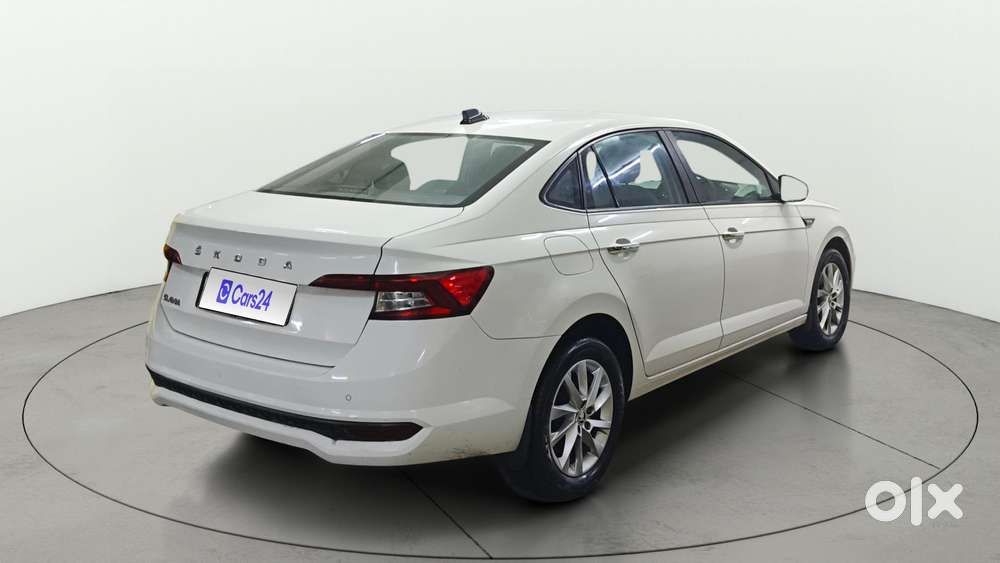 Skoda Slavia 1.0 Ambition Tsi, 2022, Petrol