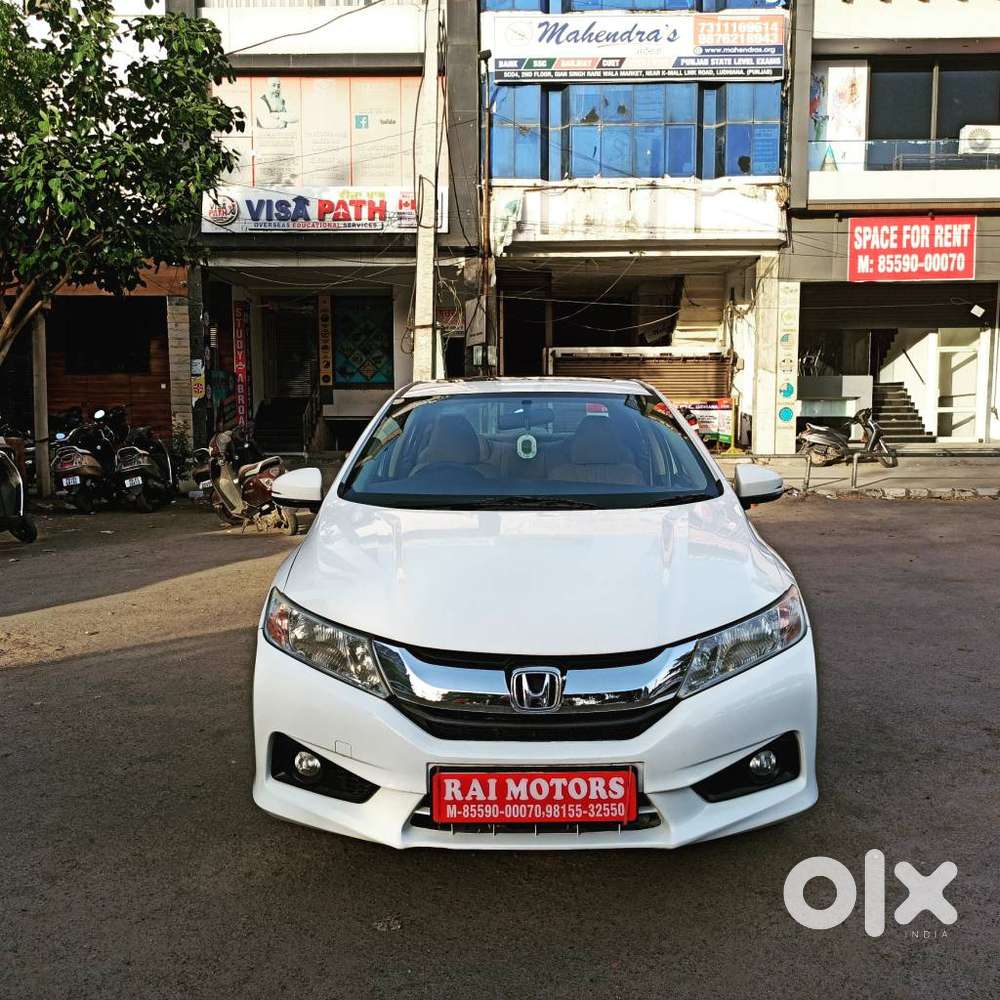 Honda City V At Sunroof I-vtec, 2016, Petrol