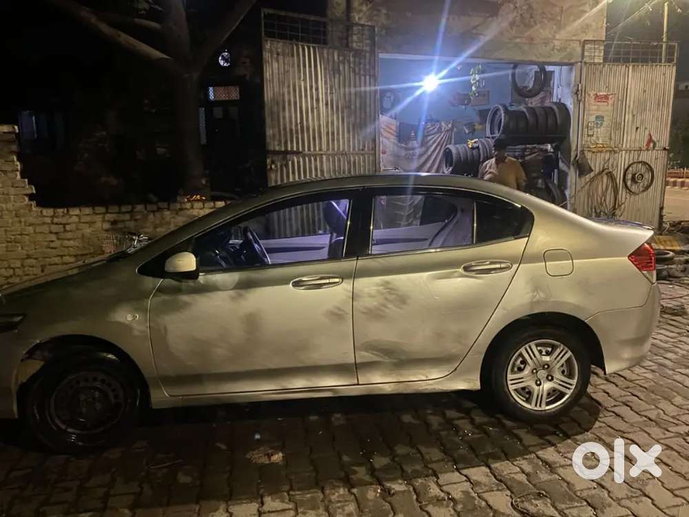 Honda City 2011 Cng & Hybrids 125000 Km Driven