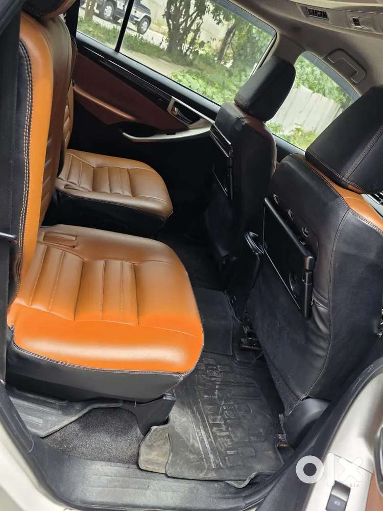 Toyota Innova Crysta 2016