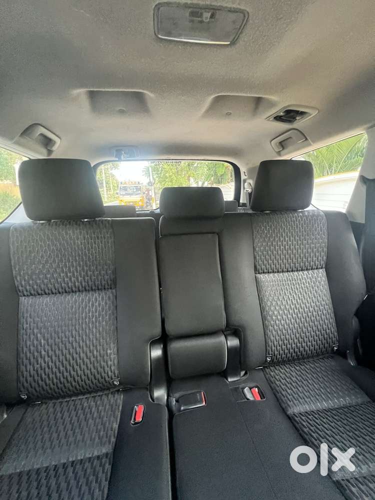 Toyota Innova Crysta 2.8 Gx At 8 Seater, 2018, Diesel