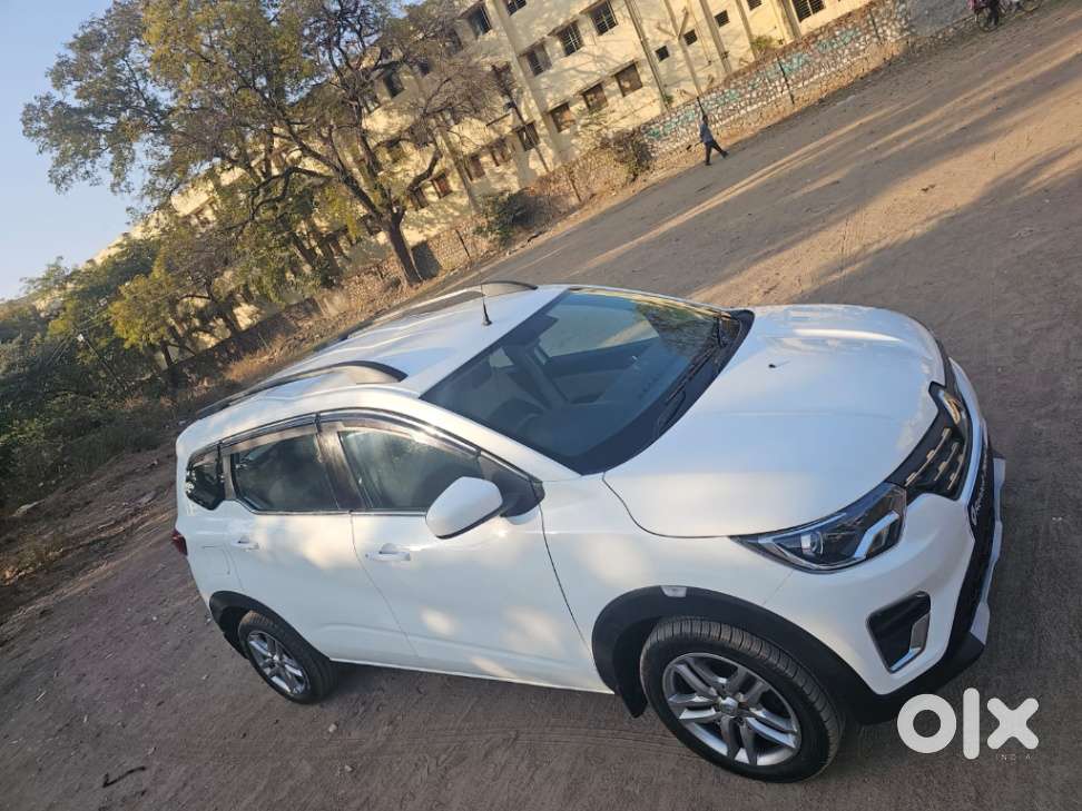 Renault Triber Rxz, 2020, Petrol