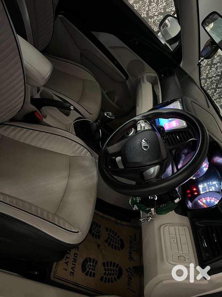 Mahindra Xuv300 2022 Petrol Well Maintained