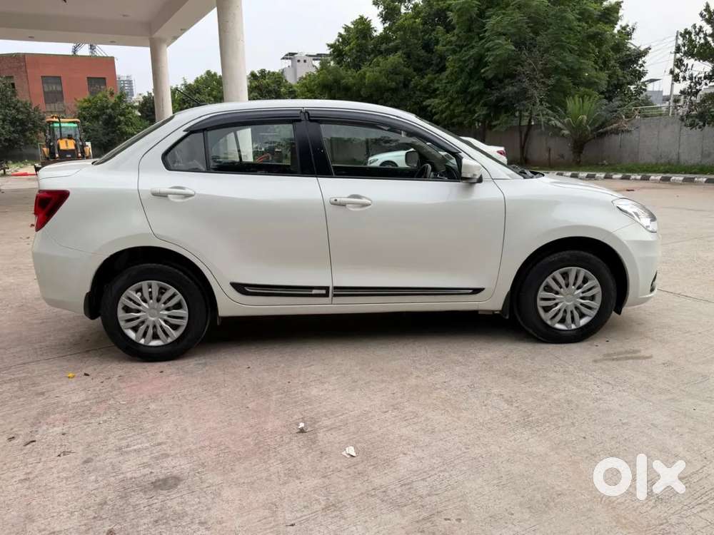 Maruti Suzuki Dzire 1.2 Vxi Cng, 2024, Cng & Hybrids
