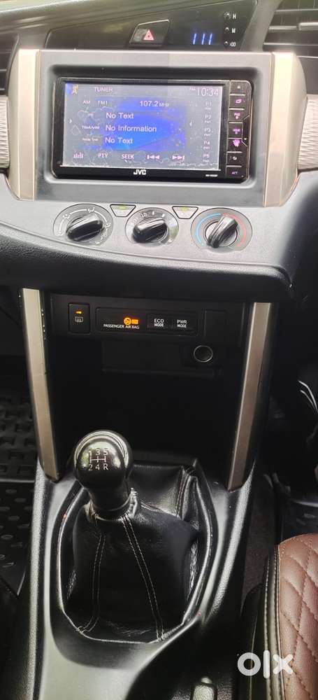 Toyota Innova Crysta 2.4 Gx Mt, 2017, Diesel